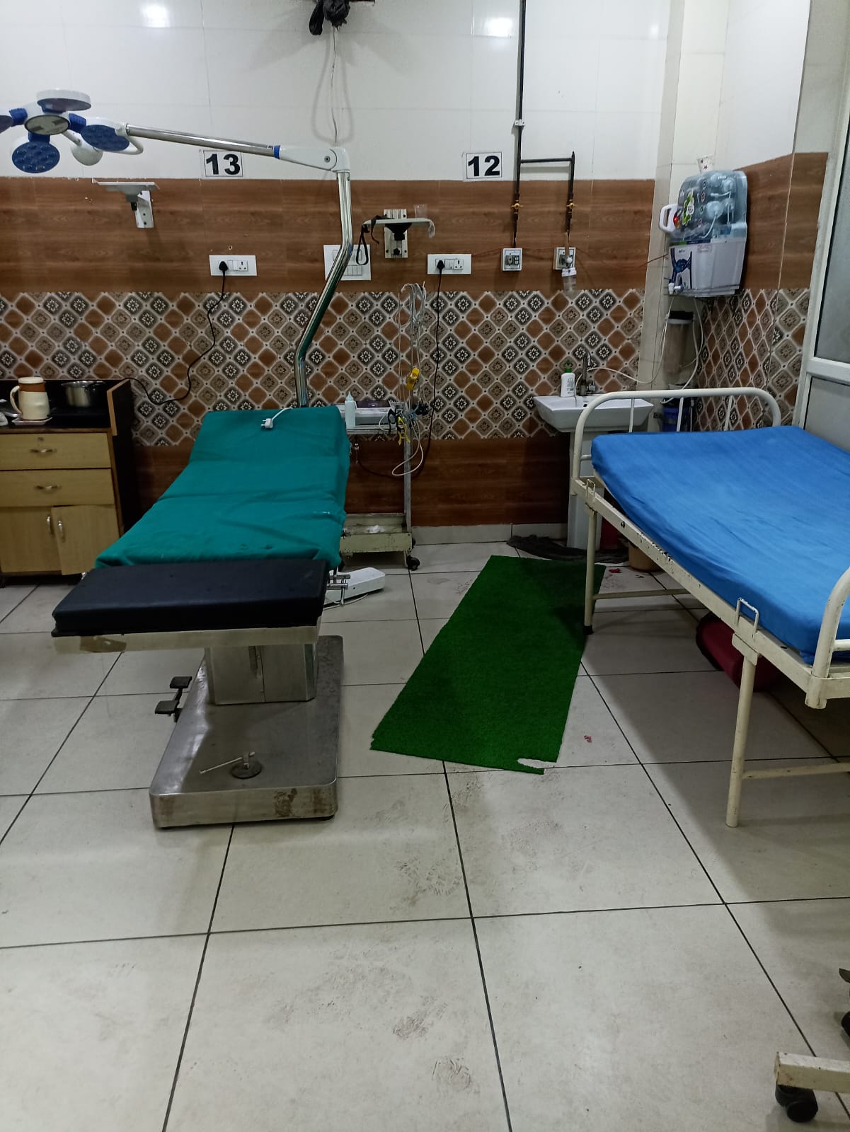 Pandit Chandrakant Atray Memorial Multispeciality Hospital Images